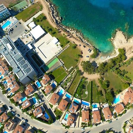 Amber - Coralli Beachfront Apartment Protaras Exteriér fotografie
